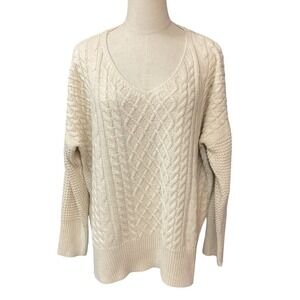 Blushing Heart Scoop Neck Long Sleeve Ribbed Cable Knit Pullover‎ Sweater Size M